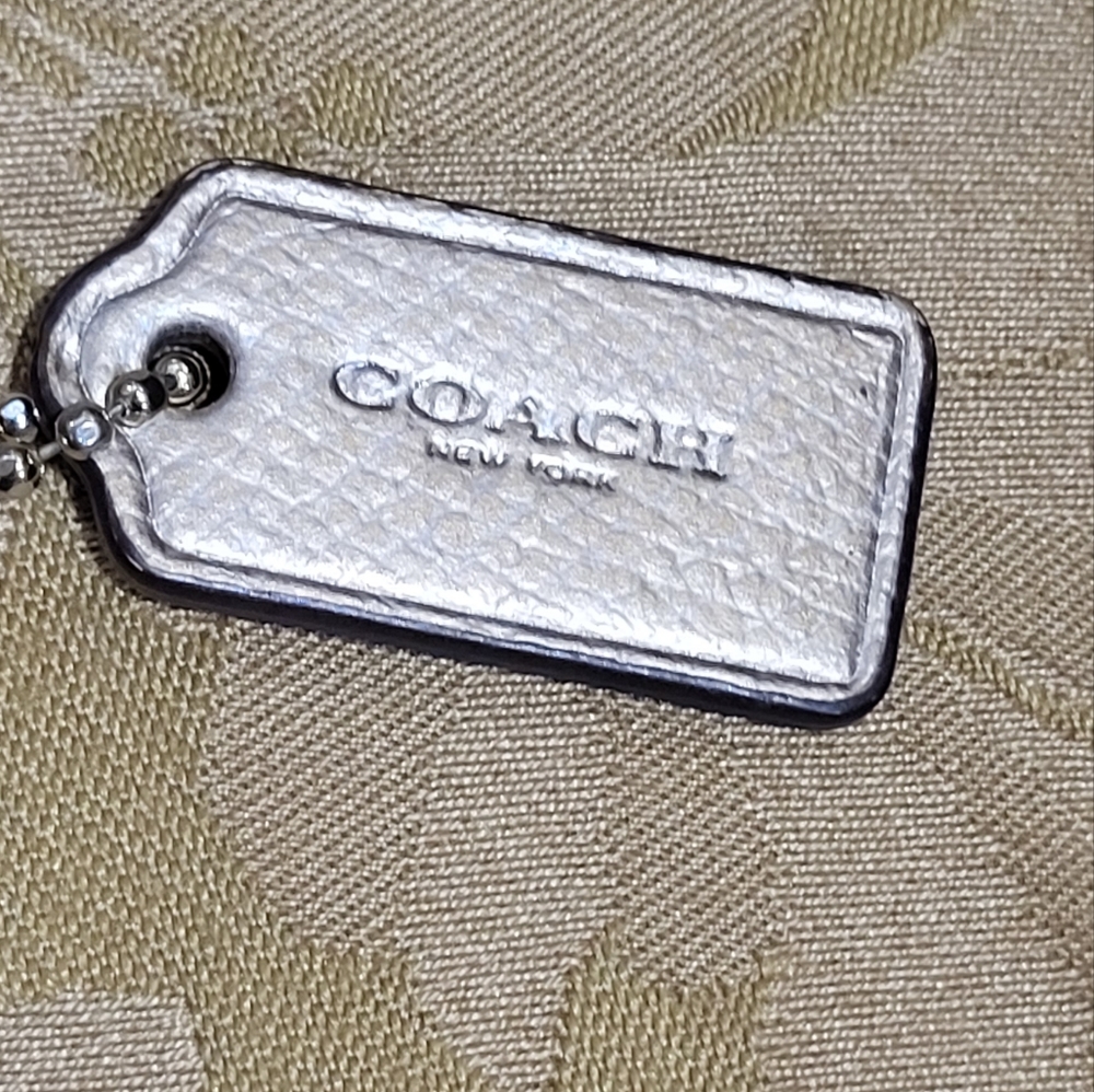 Coach PVC Corner Zip Wristlet Leather Stripe - Picture 3 of 12